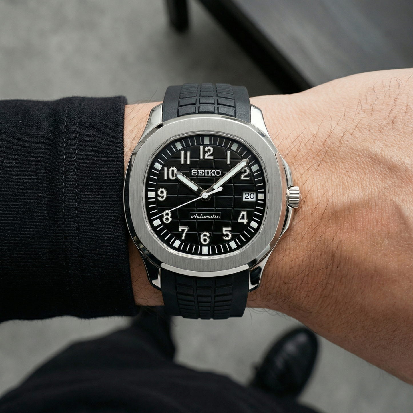 Seikonaut - Black